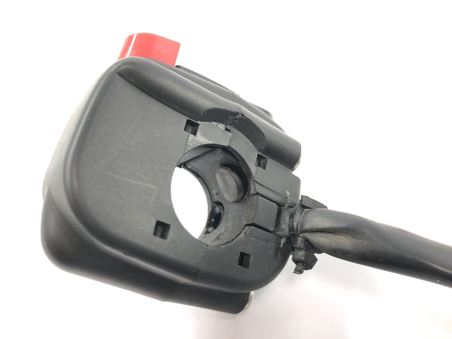 SWM SM 125 R [2018] - Montáž na řídítka spínač na řídítka pravý kill switch
