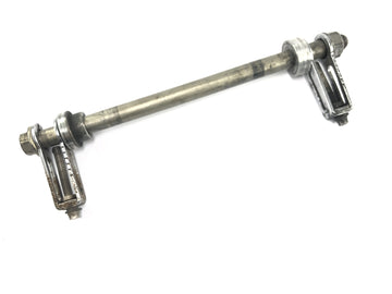 Triumph Bonneville T100 986MF [2012] - Osa zadního kola s napínákem řetězu - 0