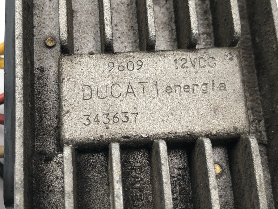 Moto Guzzi V10 Centauro [1998] - Regulátor napětí regulátor usměrňovače