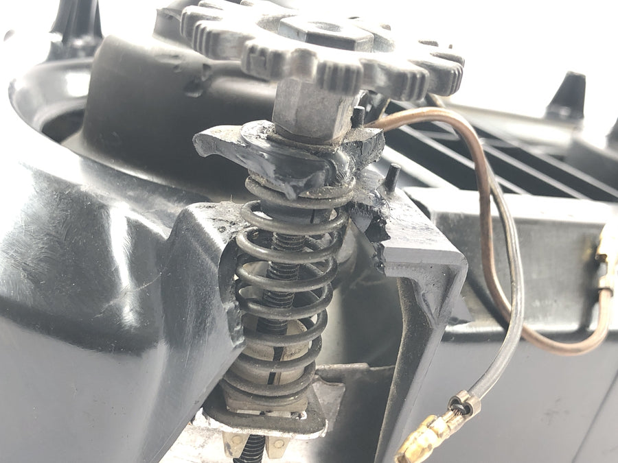 Suzuki GSX R 1100 GU74C [1987] - Přední světlomet dvojitý světlomet přední světlomet