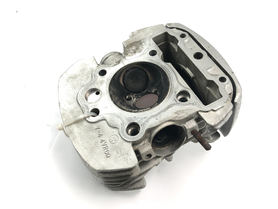Yamaha XVS 650 4VR [1997] - Hlava válců hlava ventilu přední
