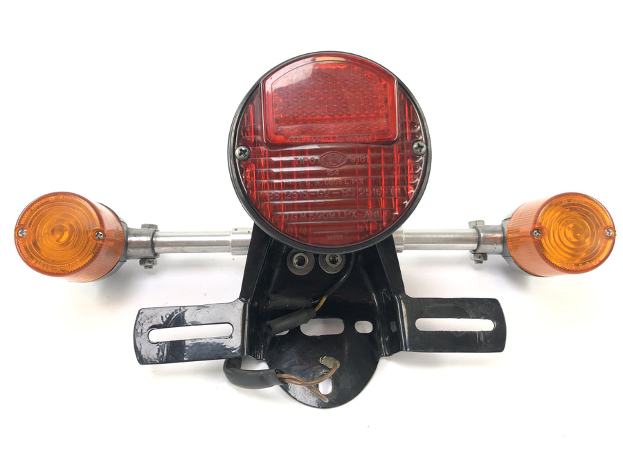 Moto Guzzi V7 Special [1971] - Zadní světlo s ukazateli a záznam poznávací značky