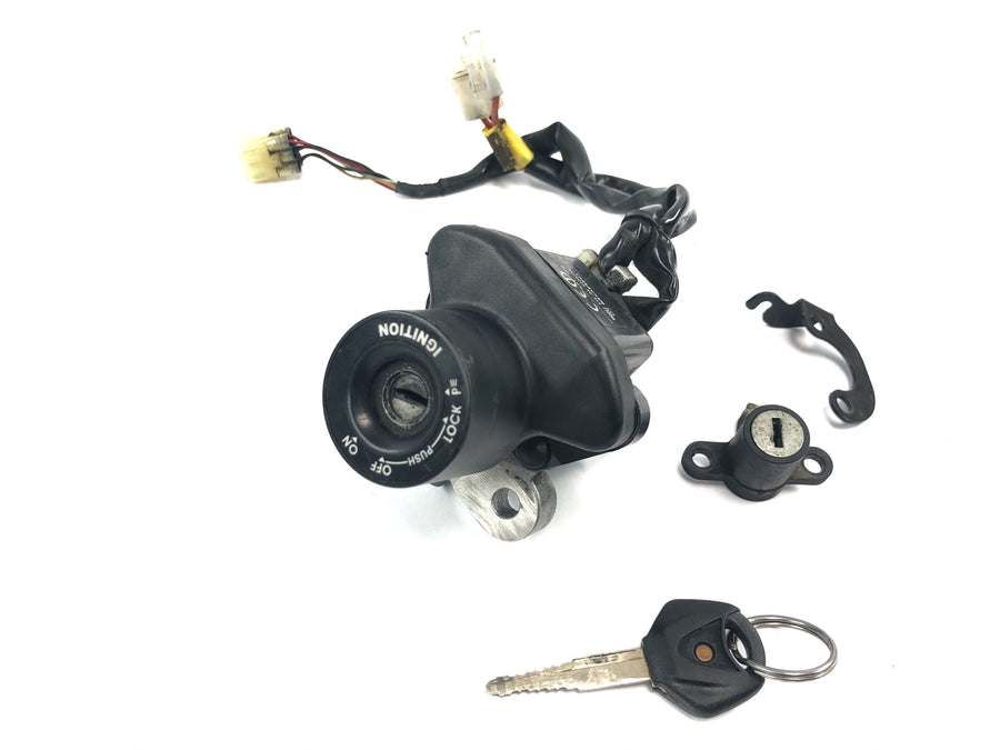 Yamaha MT 03 RM02 [2007] - Tachometr sady zámků 46063 km kokpit přístrojový displej tachometr
