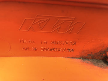KTM 640 Adventure LC4 [2001] - Boční kryt kapotáže boční panel pravý - 0