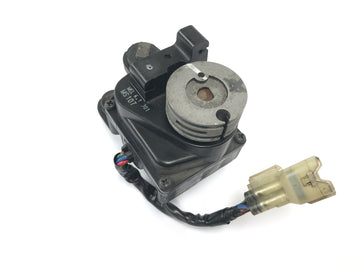 Honda CBR 1000 RR SC57 [2006] - servomotor výfukové klapky