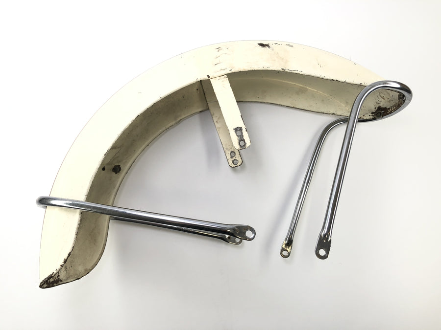 Moto Guzzi v7 Special [1971] - Fender Front Blaters