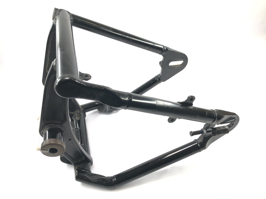 Yamaha XV 1600 Wild Star VP08 [2002] - Zadní kyvná vidlice