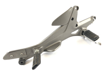 Honda CBF 1000 A SC58 [2006] - Plate na nohou vpravo