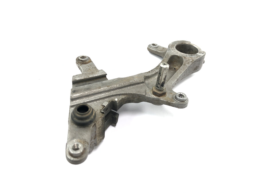 Suzuki RM Z 250 RJ41A [2007] - Držák brzdového třmenu, držák zadního brzdového třmenu