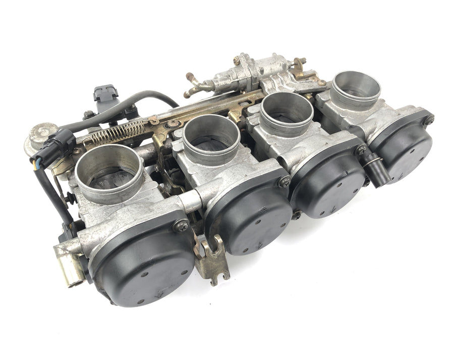 Yamaha YZF R1 RN09 [2003] - Systém injekčního systému krytu krytu s karburátorem škrticí klapky