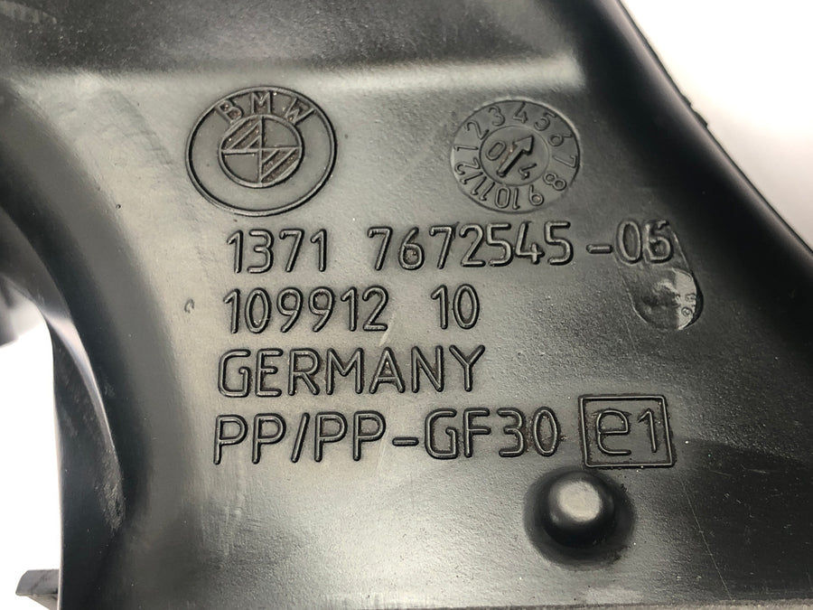 BMW R 1200 GS R12 K25 [2004] - Skříň vzduchového filtru, sací skříň, sací potrubí, sběrač vzduchu