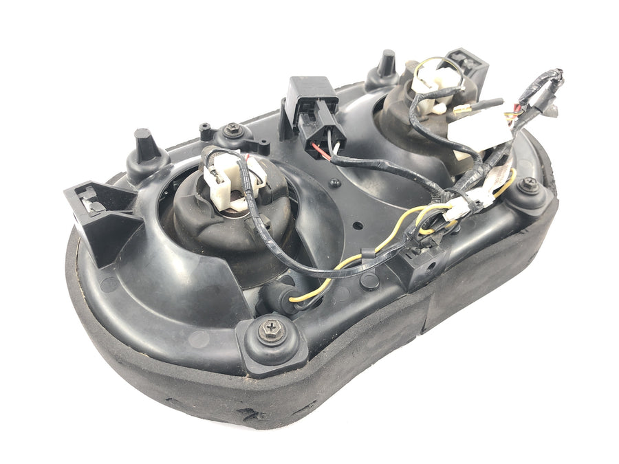 Triumph Daytona 900 T300D [1996] - Přední světlomety dvojité světlomety přední světlomety