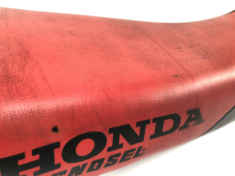 Honda XR 600 R PE04 [1992] - Sedák Tecnosel červená černá