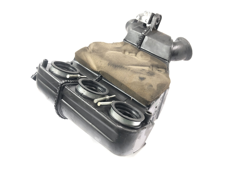 Triumph Speed ​​​​Triple T509 [1998] - Airbox skříně vzduchového filtru