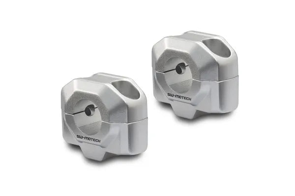 [SW-MOTECH] - Nástup na řídítka pro Ø 22 mm, rozteč otvorů 32-38 mm, verze LEH.00.039.22001.20/S - Obrázek 1