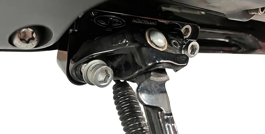harley davidson flfb [PAUL YAFFE BAGGER NATION] – montážní blok boční stojan