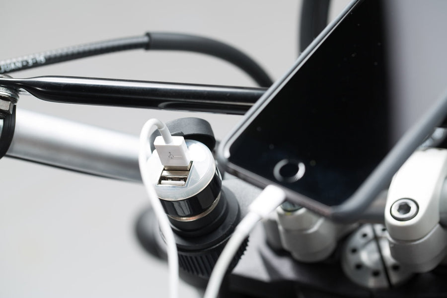 [SW-MOTECH] - Univerzální elektrická sada se zapalovačem cigaret a USB zásuvkou – obrázek 4