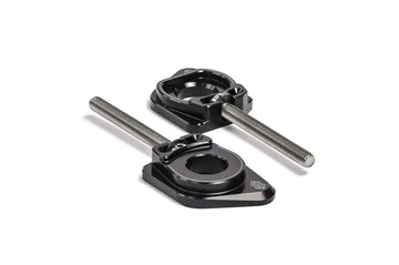 Yamaha Tracer 900 [GILLES TOOLING] – osový blok napínáku řetězu AXB
