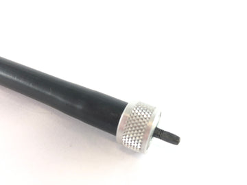 KTM LC4 640 Duke 2 - detailní pohled na kabel rychloměru