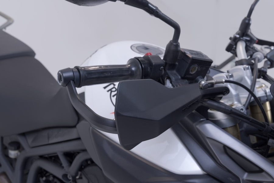 Triumph Tiger 800 XCA [2020] - Sada sportovních chráničů rukou – obrázek 4