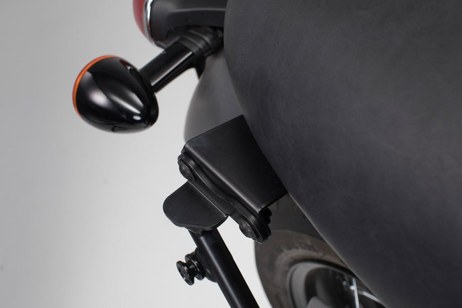 Triumph Bonneville 1200 T 120 [2022-2026] - Adaptér pro boční nosič SLC/V-LOC vlevo – obrázek 1