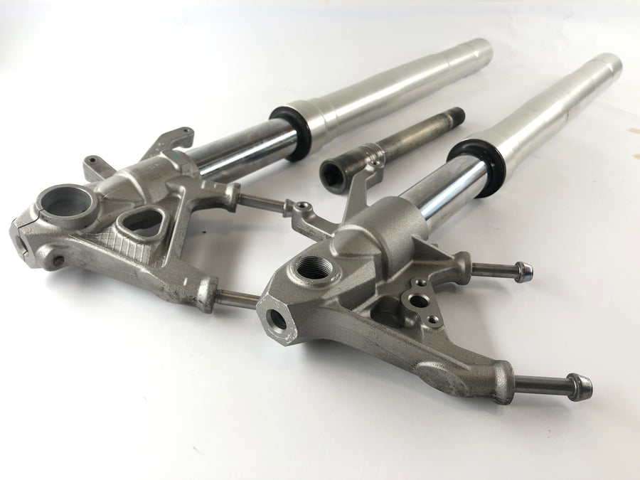 Kawasaki Z 1000 [2005] - Fork Telegabel s osou
