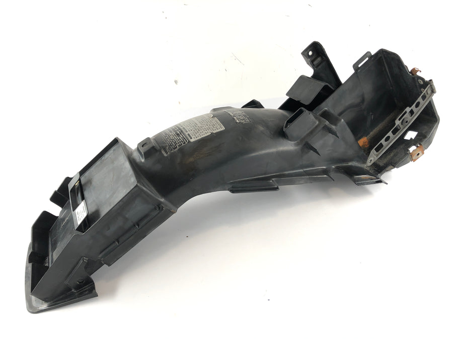 Honda VFR 750 F RC24 [1988] - Ochrana proti podzemnímu stříkání