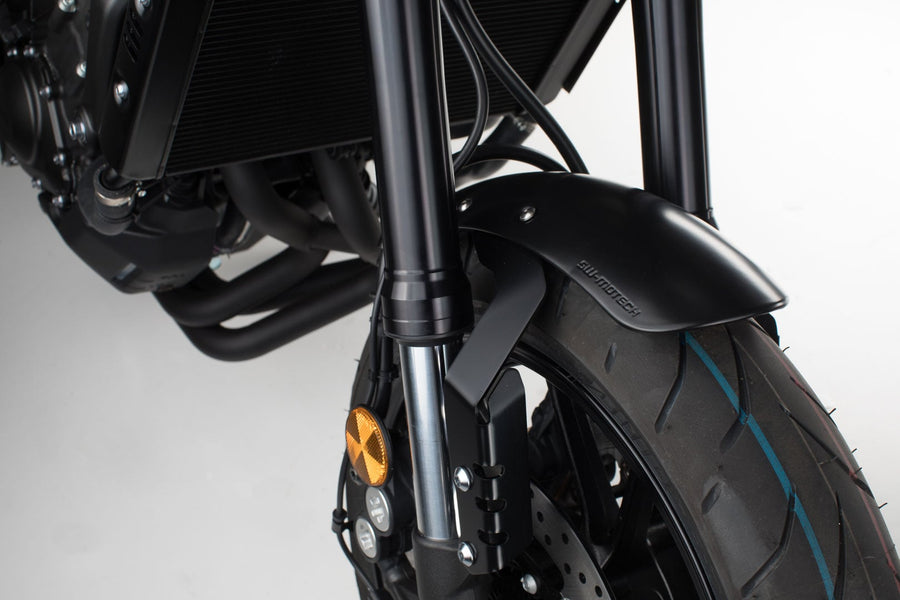 Yamaha MT 09 Tracer GT [2018-2020] - Sada blatníků z kartáčovaného eloxovaného hliníku, verze /B - obrázek 1