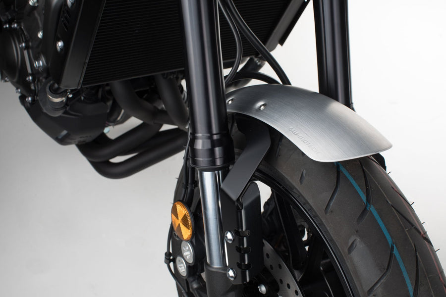 Yamaha FJ-09 850 Tracer [2017-2019] - Sada blatníků z broušeného eloxovaného hliníku, verze /S - obrázek 1