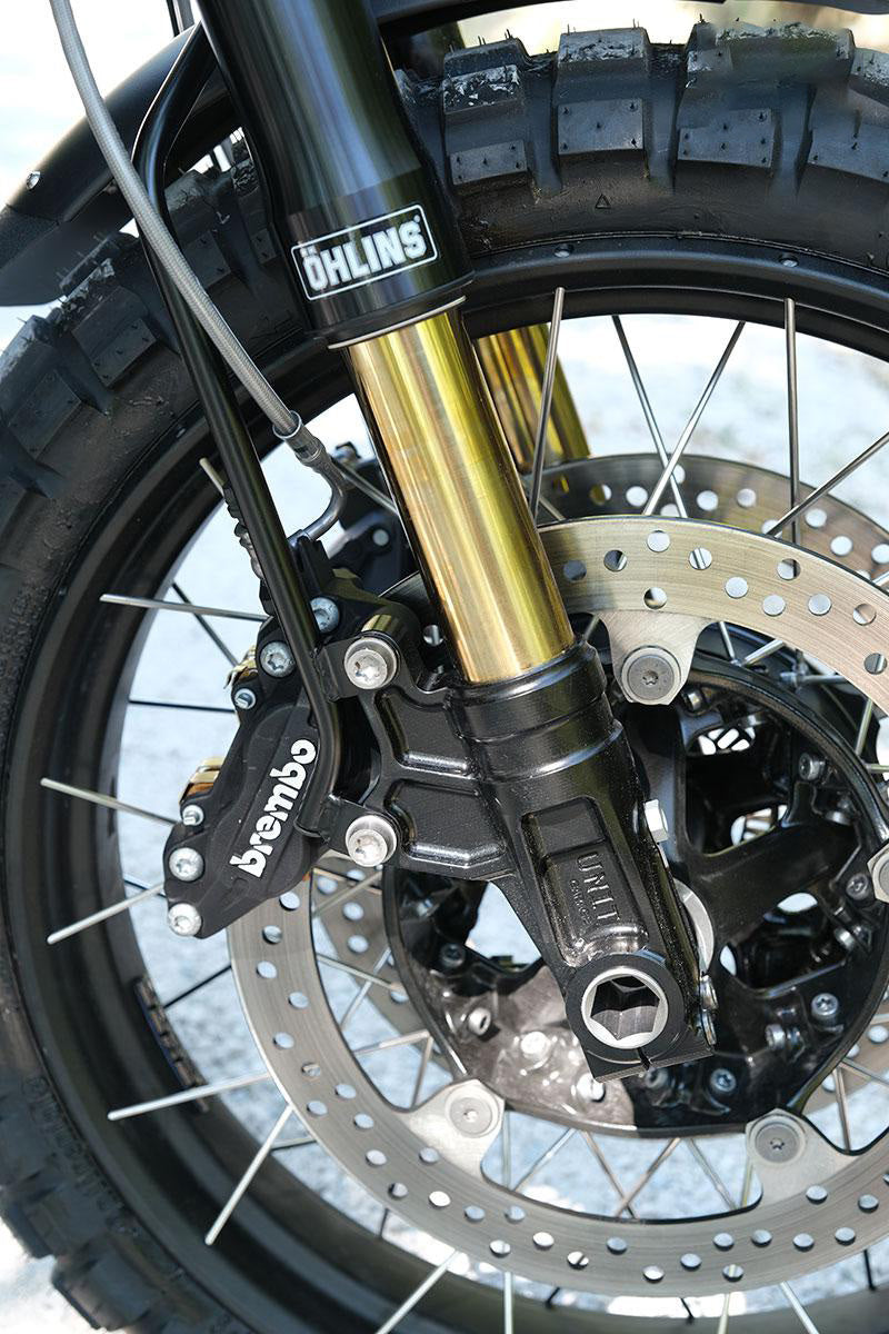 BMW R nineT 1200 Urban G/S (nízký výfuk) [2017-2023] - sada vidlic Öhlins USD + garážové desky a patky (standardní výška)