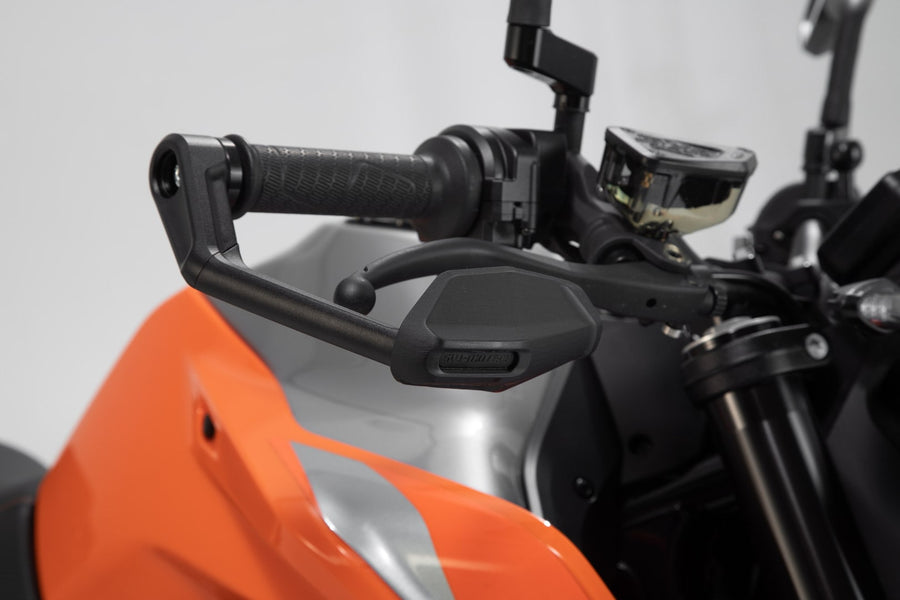 KTM 790 Duke [2022-2024] - chránič páky s větrným deflektorem - obrázek 4