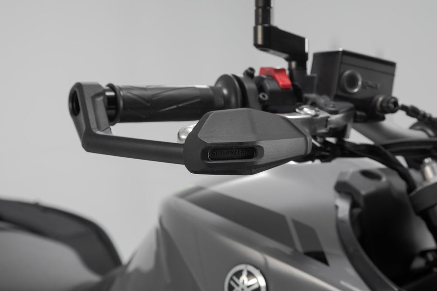 Yamaha MT 07 [2023-2024] - chránič páky s větrným deflektorem - obrázek 3