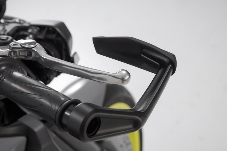 Yamaha MT 07 [2023-2024] - chránič páky s větrným deflektorem - obrázek 7