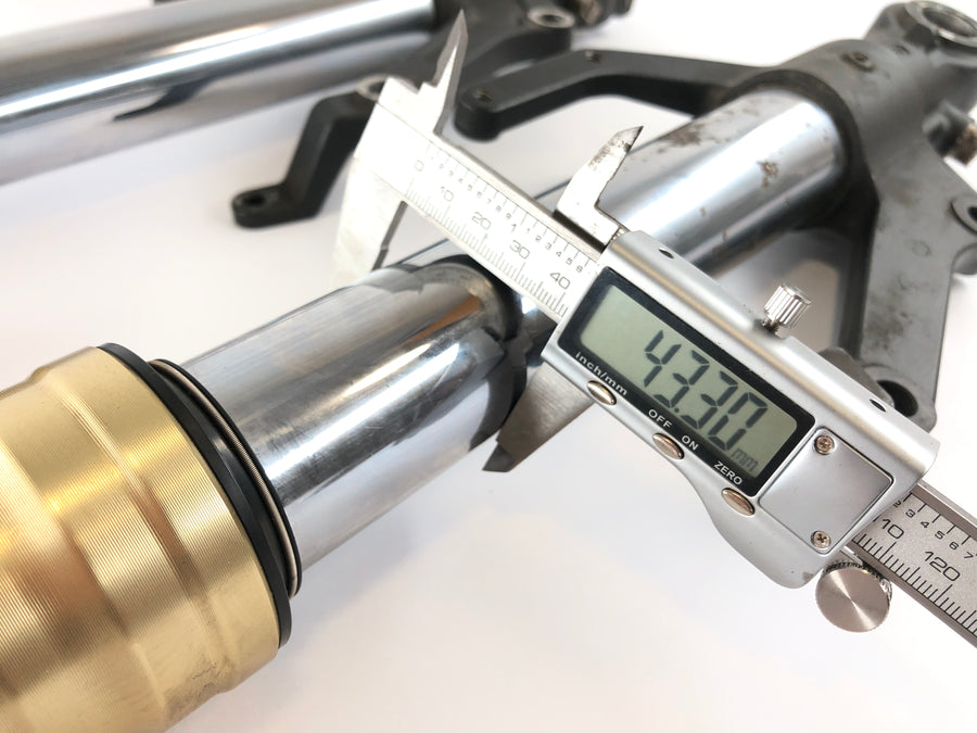 Yamaha XT 1200 z Super Tenere DP01 [2012] - Fork Telegabel s osou
