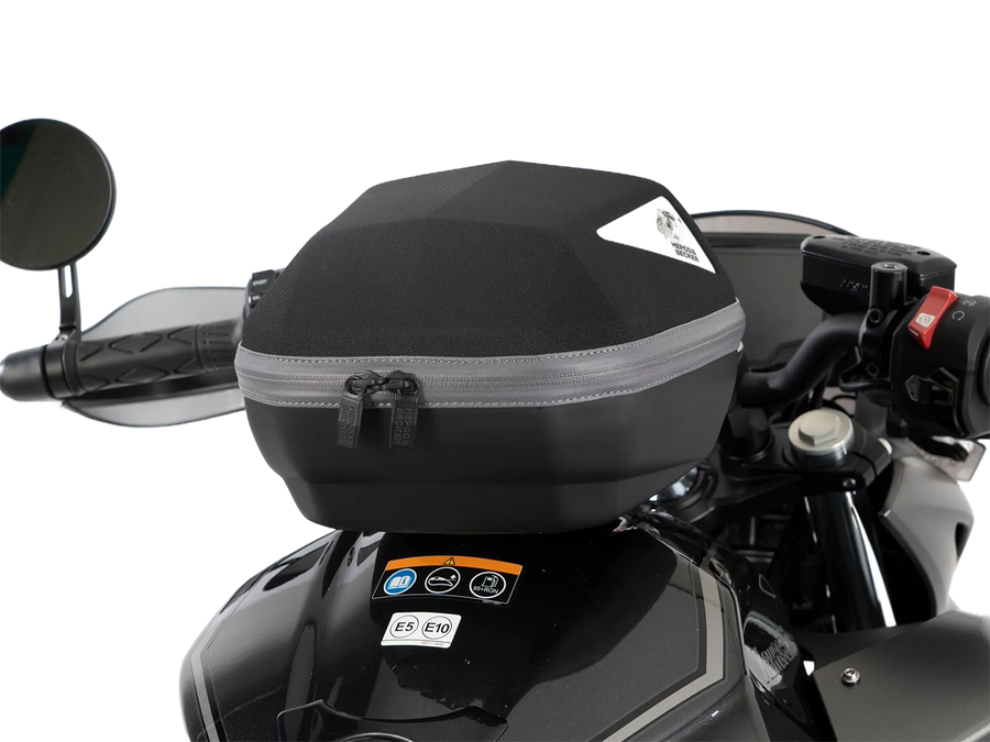 Kawasaki Z7 Hybrid [2024-] - Kroužek nádrže Zákl