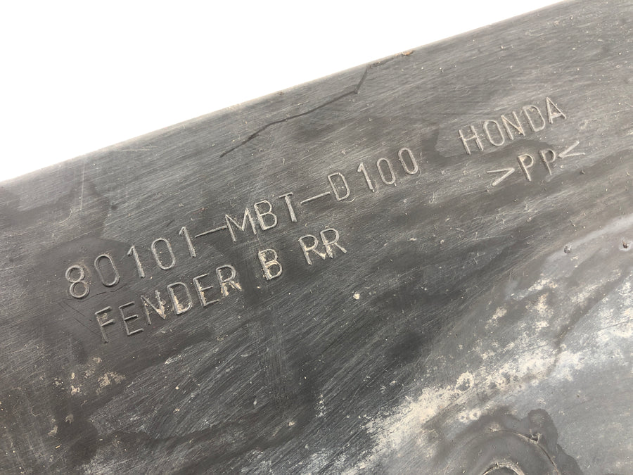 Honda Varadero XL 1000 SD02 [2002] - Underbook of Splash Protection zadní interiér Clodding