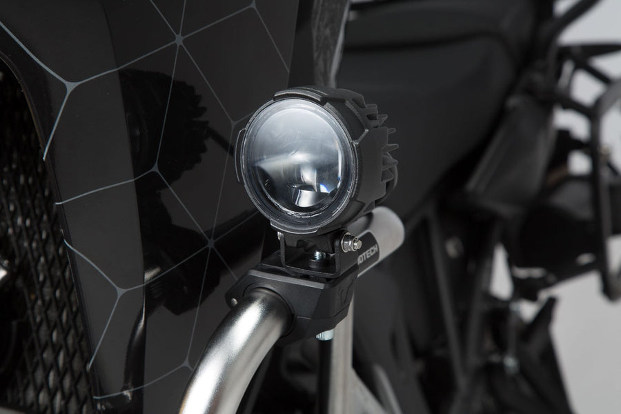 [SW-MOTECH] - Objímky na nárazníky pro světlomety EVO – obrázek 1