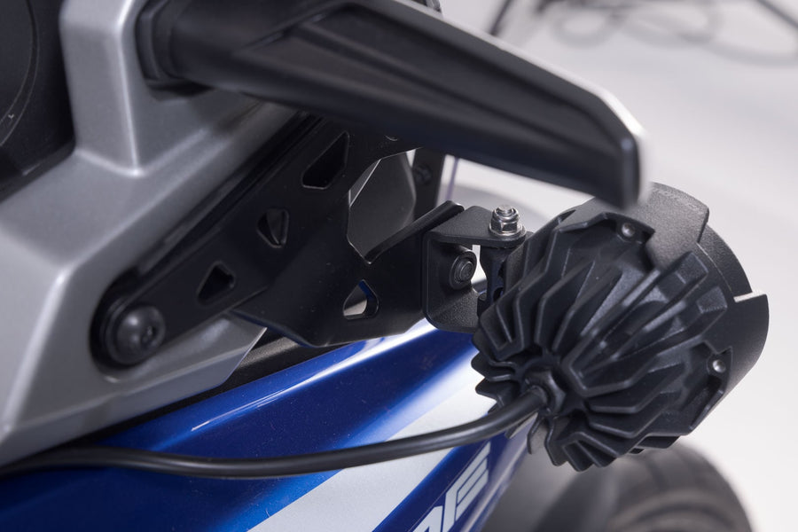 Suzuki DL 1050 V-Strom [2020-2026] - držák světlometu - obrázek 5