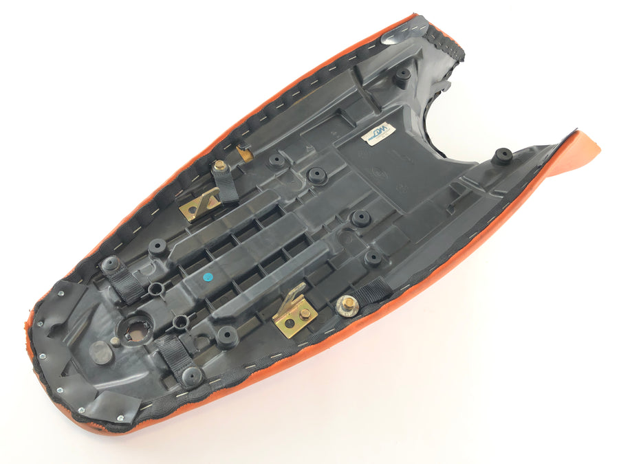 KTM 990 Superduke LC8 EFI [2008] - SEAT BEND