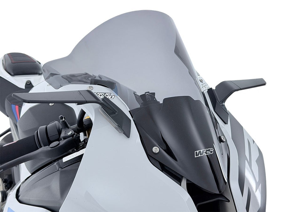 BMW S 1000 RR [2025-2026] - Závodní čelní sklo vysoké – pohled 1