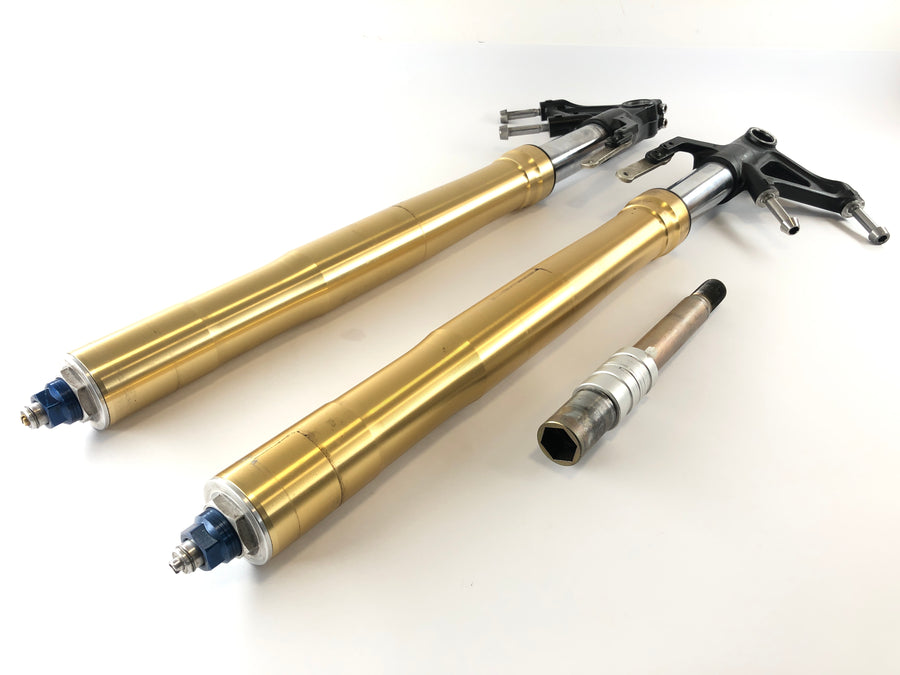 Triumph Speed ​​Triple 1050 515NJ [2006] - Fork Telegabel s osou