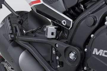 BMW F 650 GS (800 CC) Twin Special Edition [2012] - Ochrana nádržky brzdové kapaliny – obrázek 2