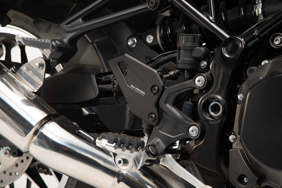 Kawasaki Z 900 RS [2020-2024] - Ochrana paty – obrázek 1