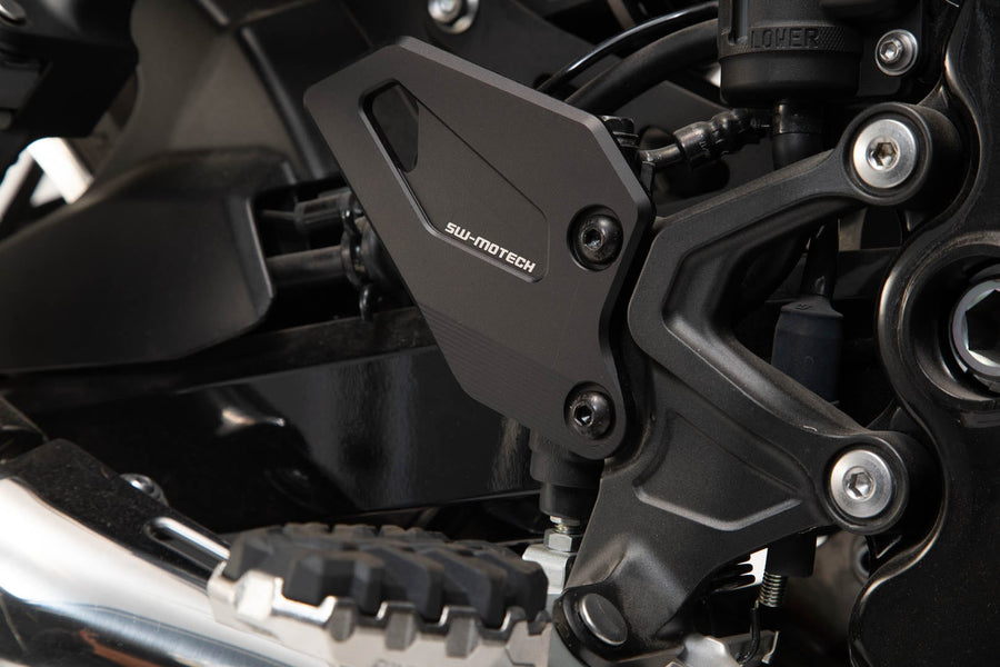 Kawasaki Z 900 RS [2020-2024] - Ochrana paty – obrázek 3