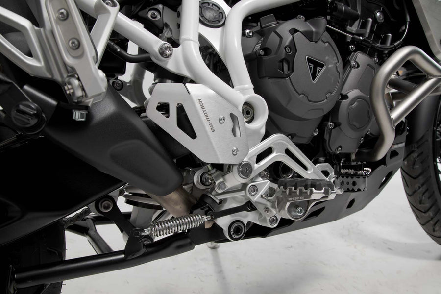 Triumph Tiger 900 GT [2020-2022] - Bremsflüssigkeitsbehälter-Schutz – Bild 3