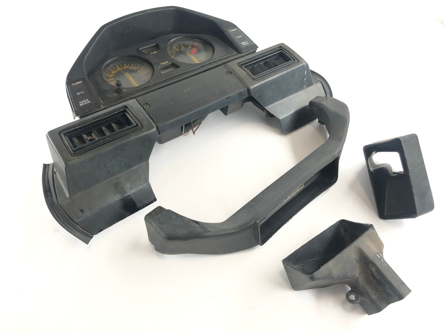 Honda VF 1000 F SC15 [1986] - kokpit s ventilací