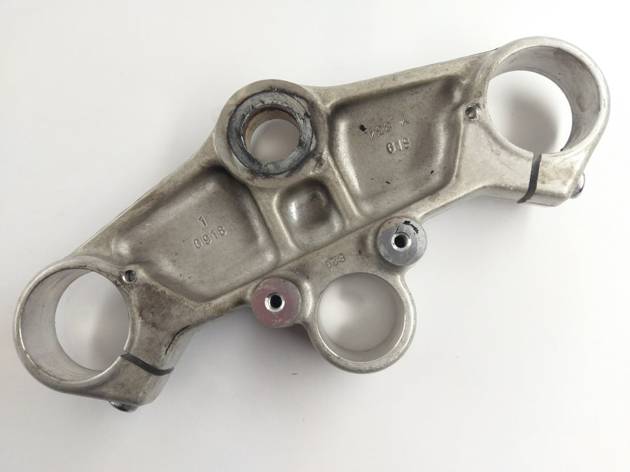 Triumph Daytona 955i T595 [1998] - Fork Bridge výše