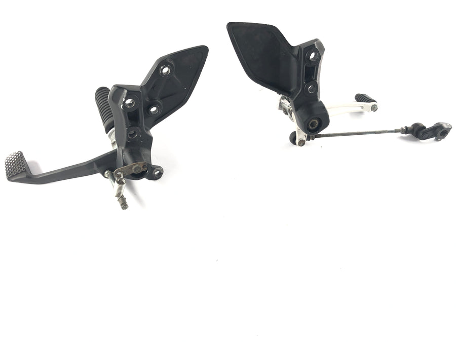 Yamaha XJR 1300 RP02 [2001] - Systém Footrest