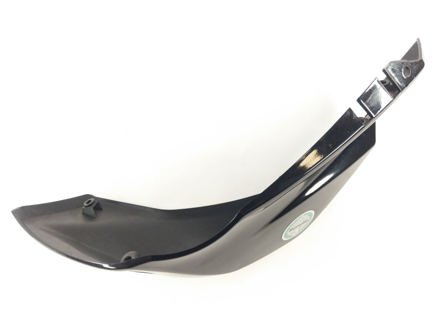 Benelli TNT 1130 Sport [2002] - Tank Cover na pravém plášti nádrže