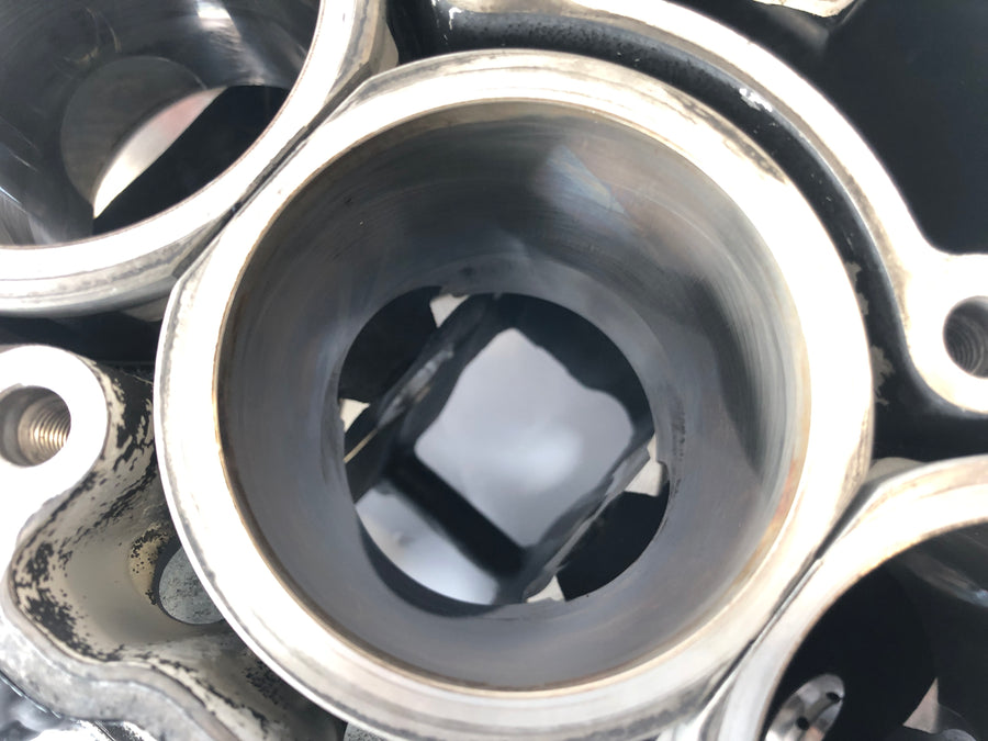 Triumph Street Triple R 675 D67LD [2008] - Motor Houses With Pistons